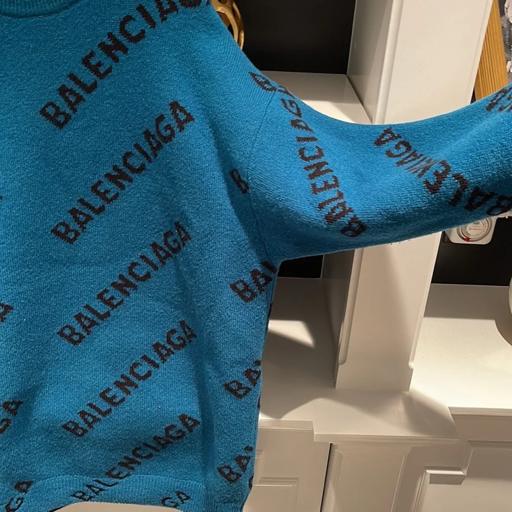 NWOT Balenciaga unisex sweater size medium. Teal and black. - Picture 3 of 6